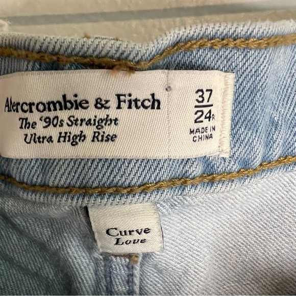 AF Curve Love Ultra High Rise 90s Straight Jeans Plus Size 37/24R Split Hem W47 - Picture 9 of 16